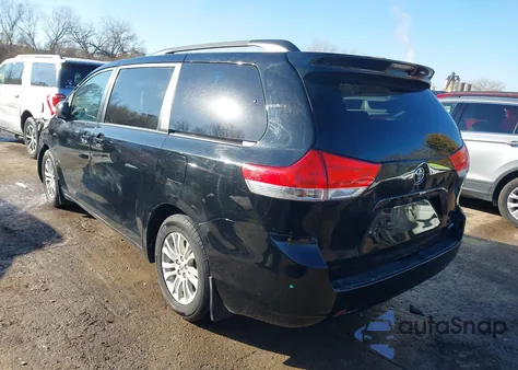 2014 Toyota Sienna Xle V6 8 Passenger from USA, damaged, VIN 5TDYK3DC1ES525477